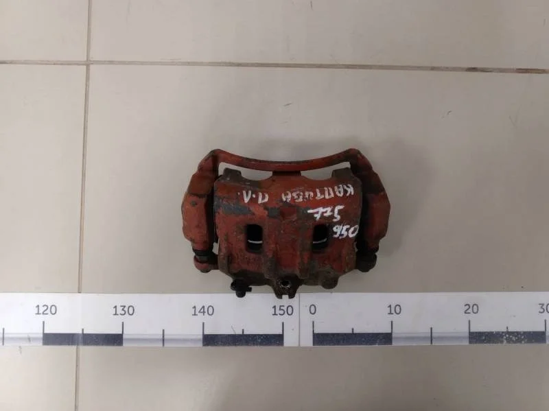 Суппорт передний левый Chevrolet Captiva (C100) 2006-2011