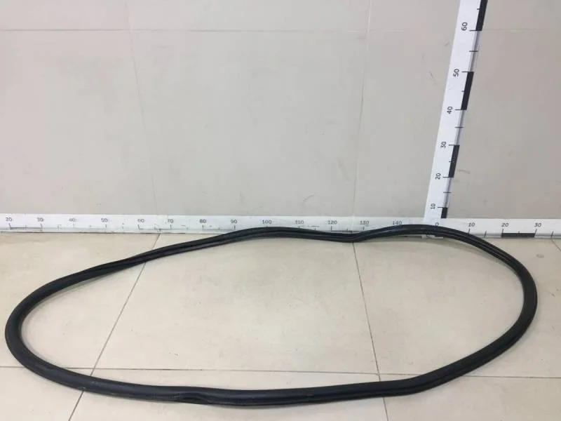 Уплотнитель проема двери задней левой Volkswagen Polo (Sed RUS) 2011>