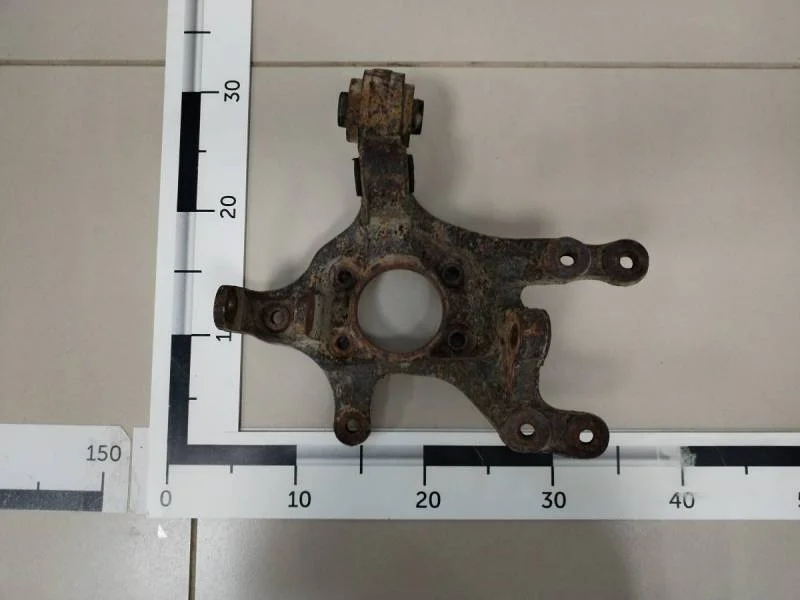 Кулак поворотный задний правый Hyundai Sonata 6 (YF) 2010-2014