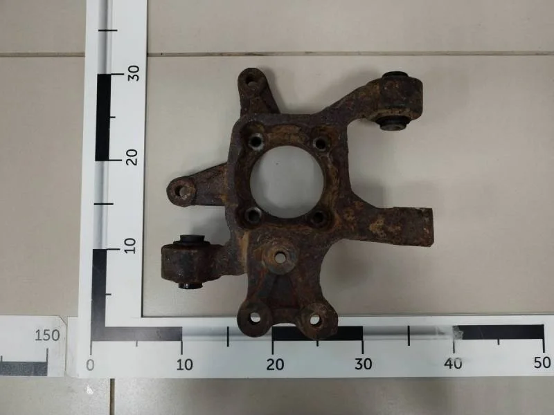 Кулак поворотный задний правый Chevrolet Captiva (C100) 2006-2011