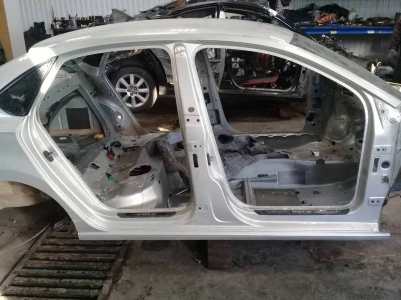 Порог со стойкой правый Volkswagen Polo (Sed RUS) 2011>