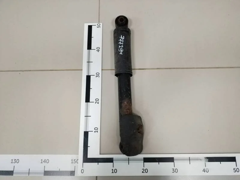 Амортизатор задний Kia Sorento (XM) 2009>