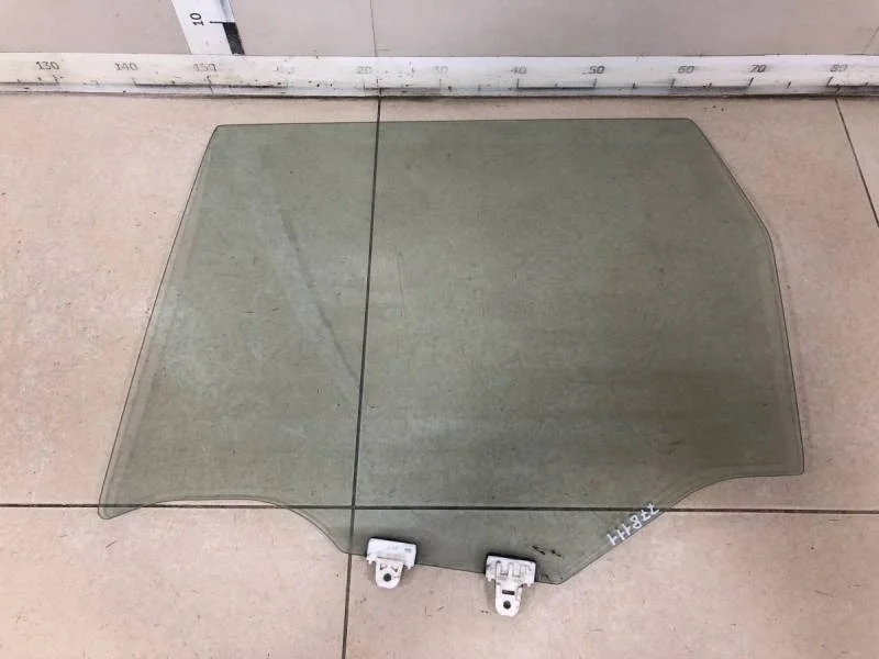 Стекло двери задней левой Nissan X-Trail (T31) 2007-2014