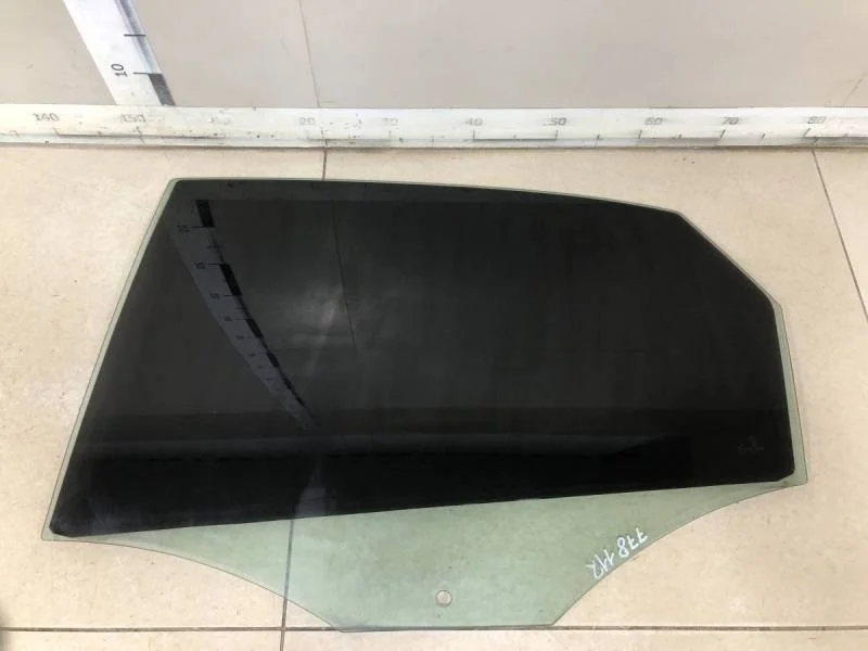 Стекло двери задней левой Volkswagen Polo (Sed RUS) 2011>