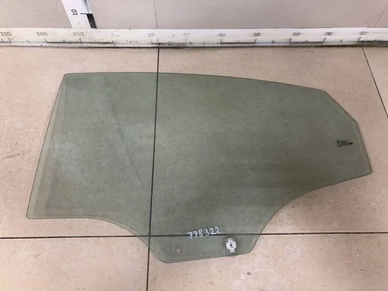 Стекло двери задней левой Hyundai Solaris 2010-2017