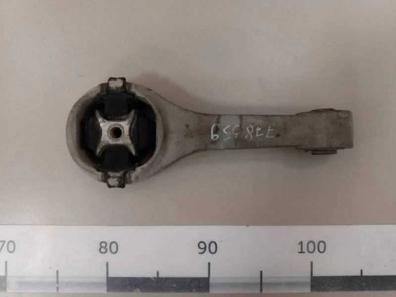 Опора двигателя задняя Volkswagen Polo (Sed RUS) 2011>