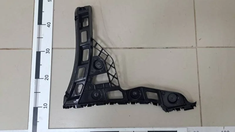 Кронштейн заднего бампера правый Volkswagen Polo (Sed RUS) 2011>