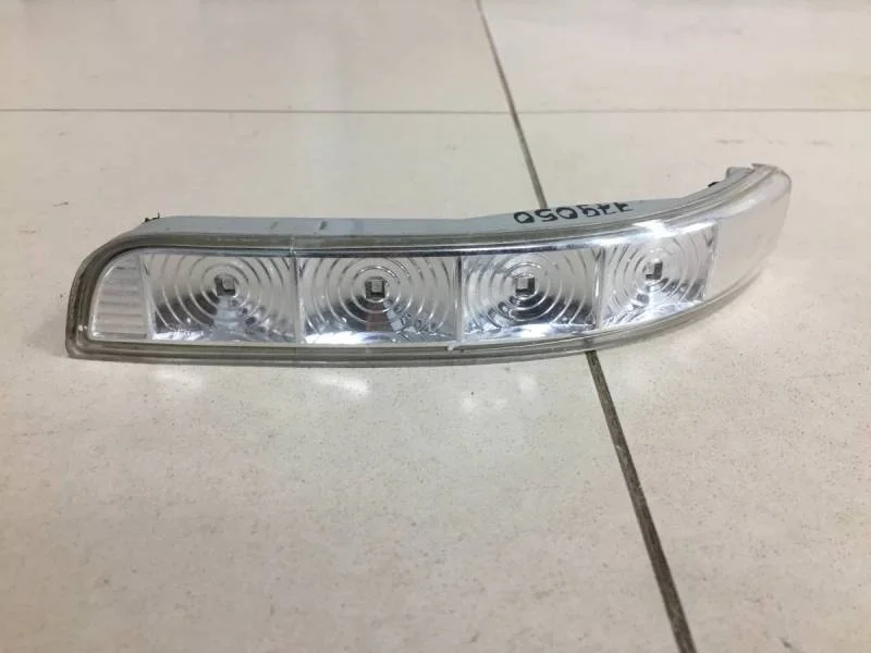 Повторитель в зеркало Kia Sorento (XM) 2009>