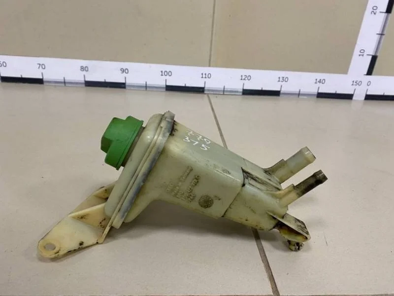 Бачок гидроусилителя Audi A6 (C5) 1997-2005