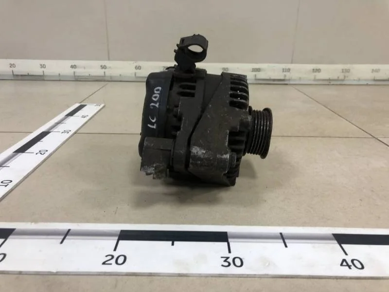 Генератор Toyota Land Cruiser (J200) 2007-2015