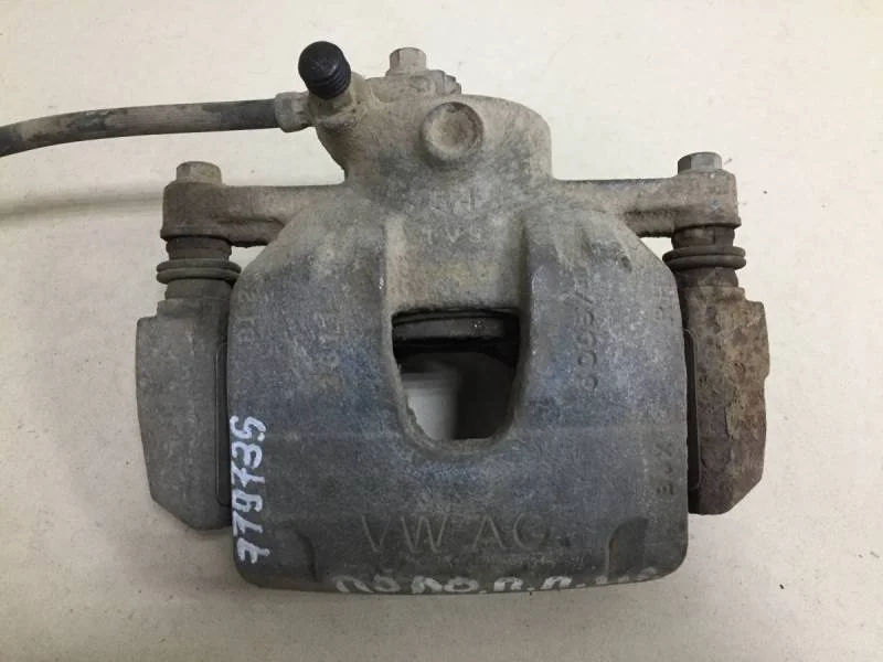 Суппорт передний правый Volkswagen Polo (Sed RUS) 2011>