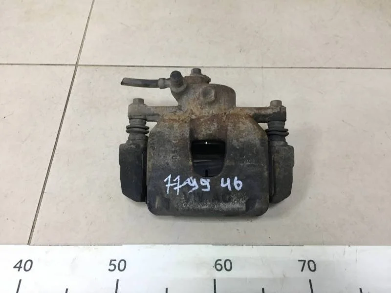 Суппорт передний правый Volkswagen Polo (Mk6) 2020>