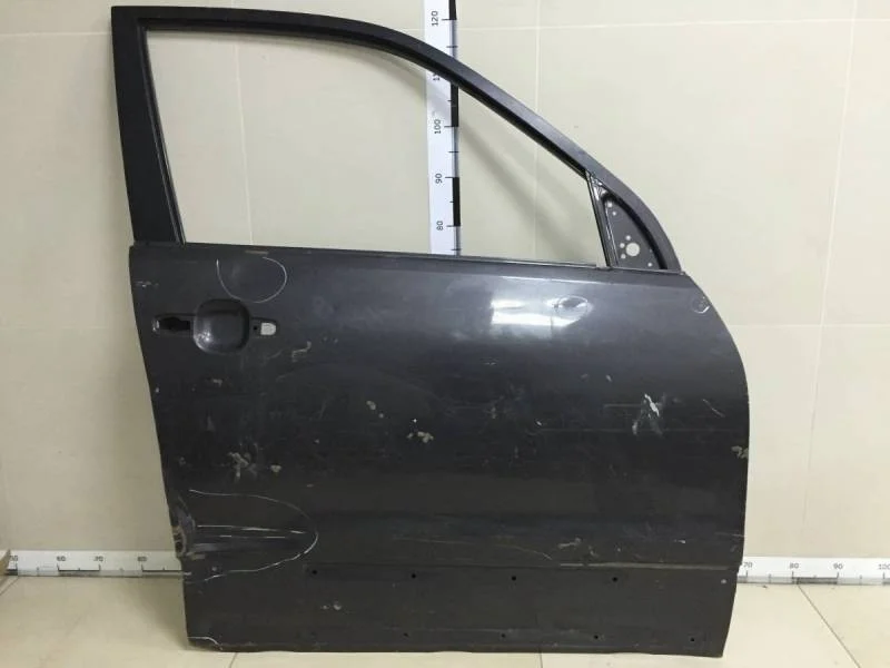 Дверь передняя правая Suzuki Grand Vitara 2005-2015