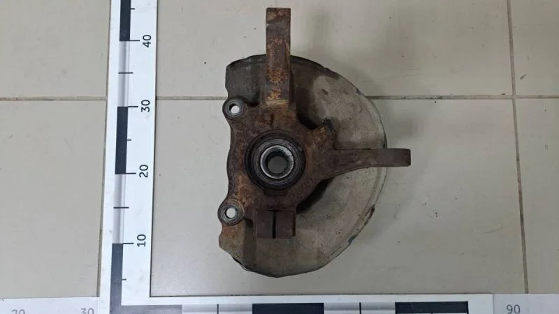 Кулак поворотный передний правый Mitsubishi Lancer X (CX, CY)  2007>