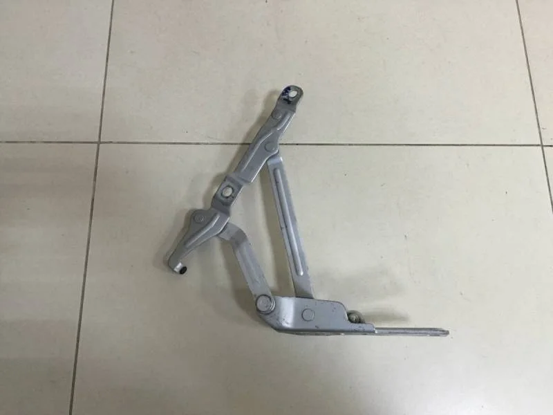 Петля крышки багажника Hyundai Sonata 4 (EF,Tagaz) 2001-2012