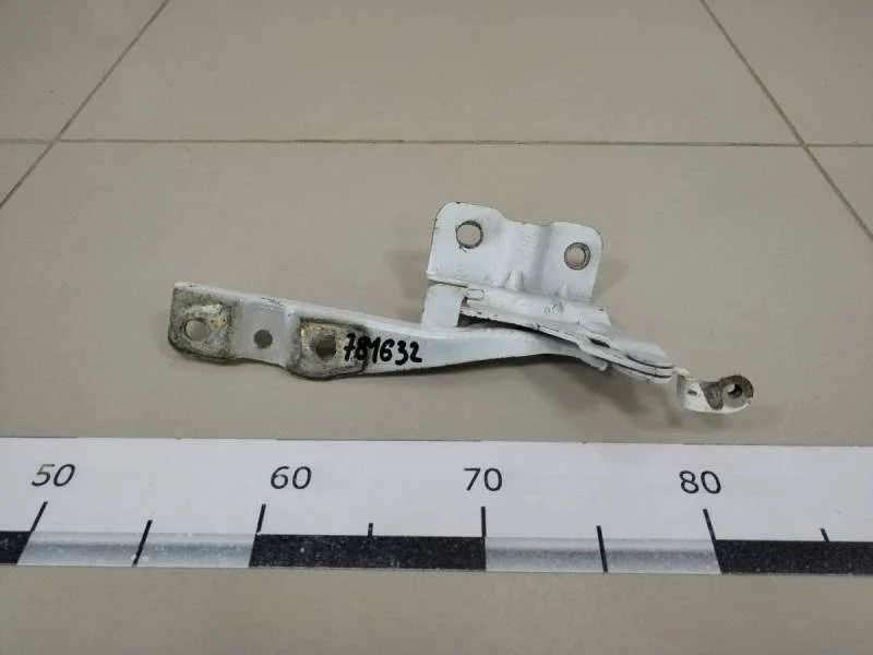 Петля капота правая Kia Sorento (XM) 2009>