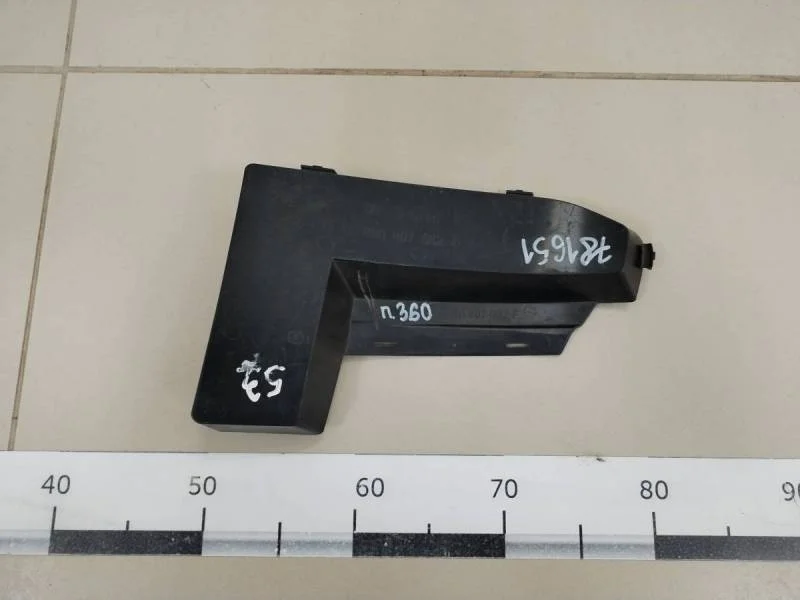 Решетка в бампер правая Audi Q5 (8R) 2008-2017