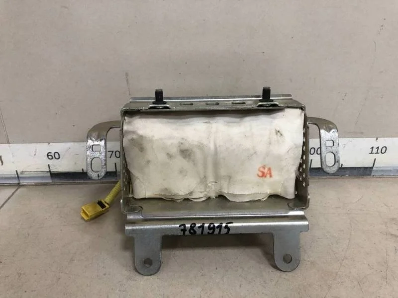 Подушка безопасности пассажирская (в торпедо) Honda Civic 5D 2006-2012