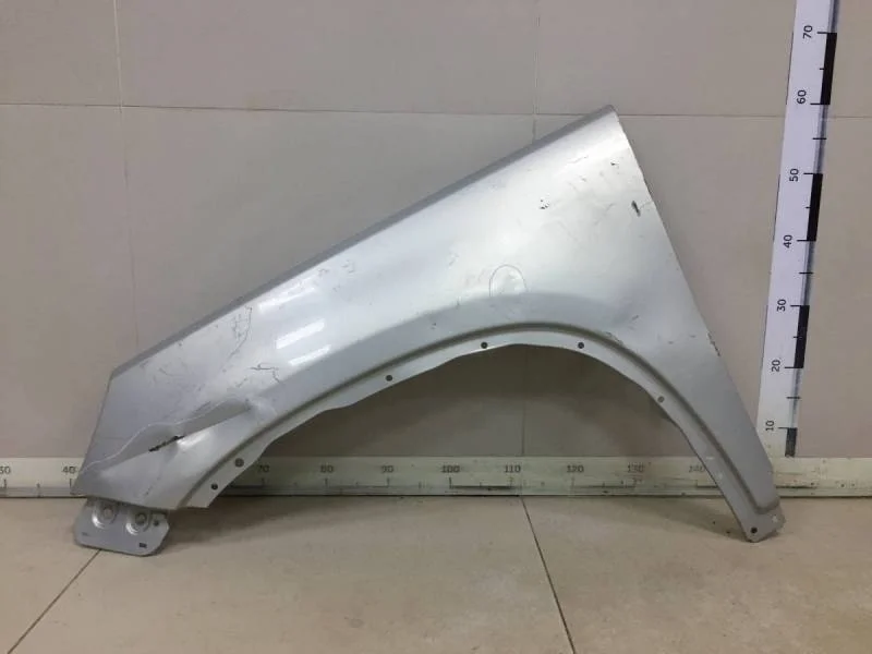 Крыло переднее левое Volkswagen Tiguan (5N1) 2007-2011