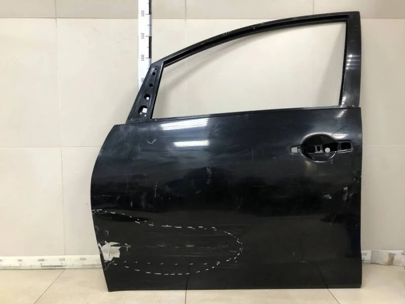 Дверь передняя левая Mitsubishi Grandis 2003-2009