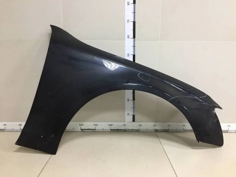 Крыло переднее правое Audi A4 (B8) 2007-2015