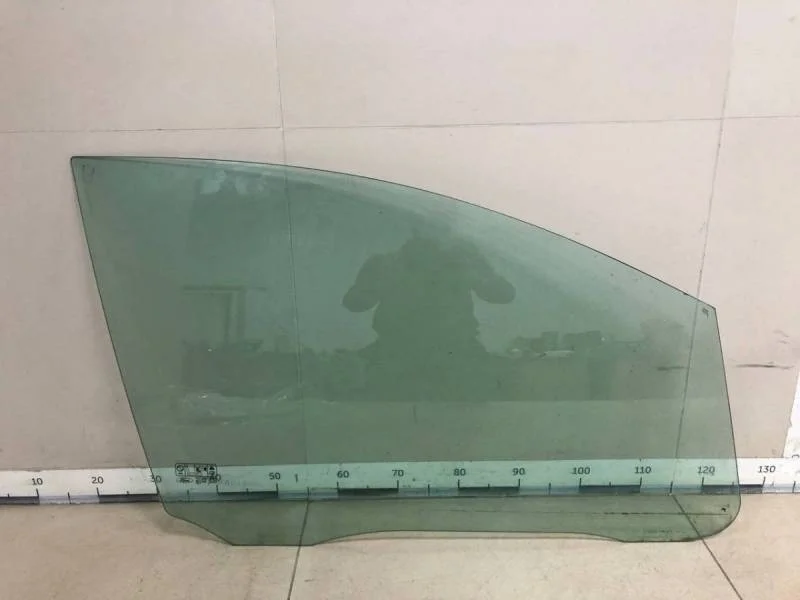 Стекло двери передней правой Ford C-MAX 2003-2010