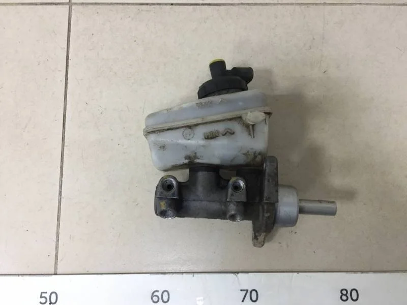 Цилиндр тормозной главный Renault Logan (1) 2005-2014