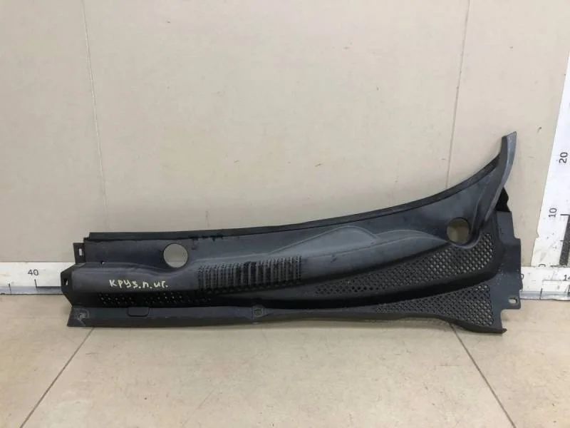 Решетка стеклооч. (планка под лобовое стекло, жабо) Chevrolet Cruze (J300) 2009-2016