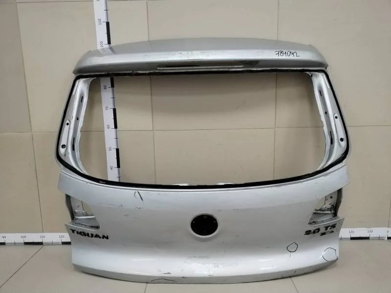 Дверь багажника Volkswagen Tiguan (5N2) 2011-2016