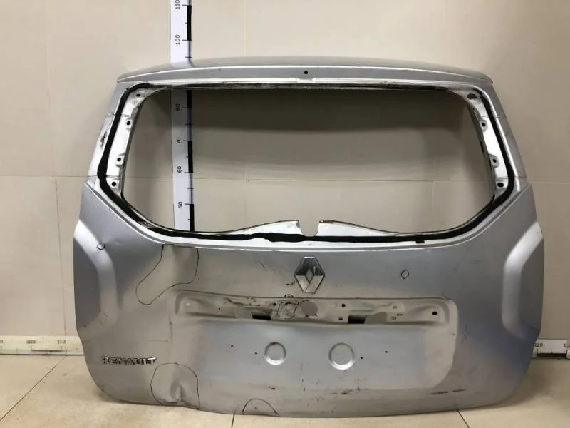 Дверь багажника Renault Duster 2012>