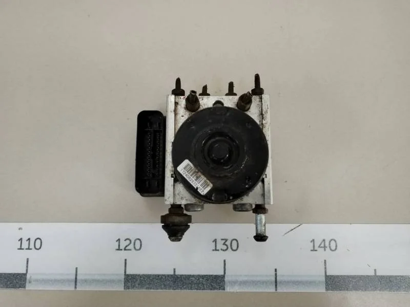 Блок ABS (насос) Suzuki Grand Vitara 2005-2015