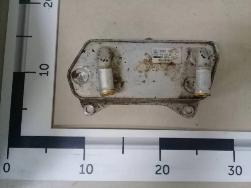 Радиатор масляный Skoda Yeti 2009>