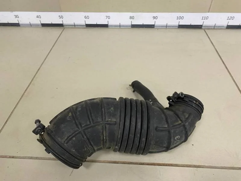 Патрубок воздушного фильтра Hyundai Santa Fe (CM) 2006-2012