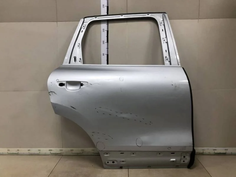 Дверь задняя правая Volkswagen Touareg (7P) 2010>