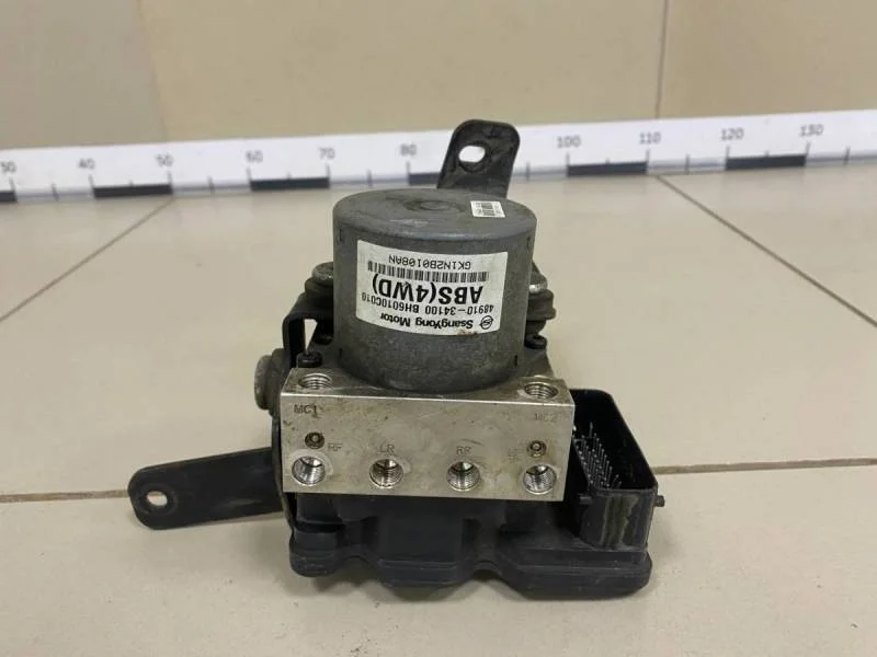 Блок ABS (насос) SsangYong Actyon New/Korando 2010>