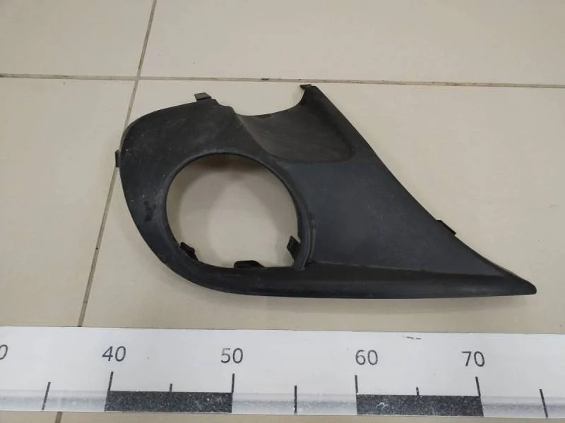 Решетка в бампер левая Volkswagen Touareg (7L) 2002-2010