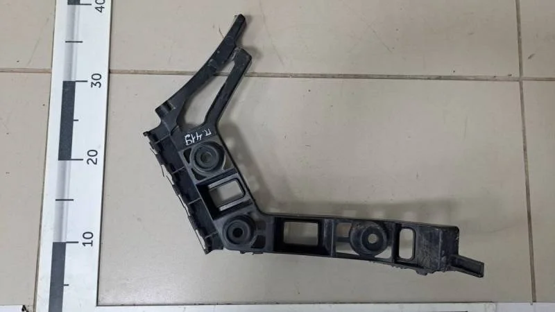 Кронштейн заднего бампера левый Volkswagen Golf 6 (5K) 2009-2013