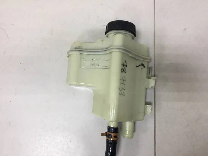 Бачок гидроусилителя Renault Symbol (1) 2001-2008