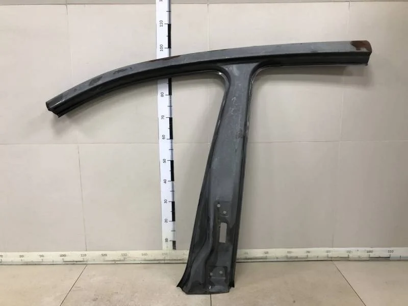 Стойка центральная левая Volkswagen Golf 6 (5K) 2009-2013