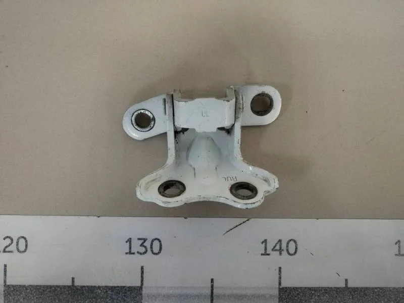 Петля двери задней левой верхняя Kia Rio 3 (UB) 2011-2017