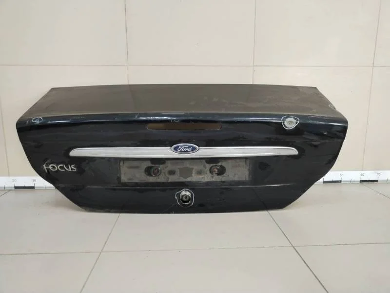 Крышка багажника Ford Focus 1 1998-2004