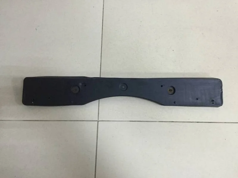 Накладка переднего бампера под номер Toyota Camry (V50) 2011-2017