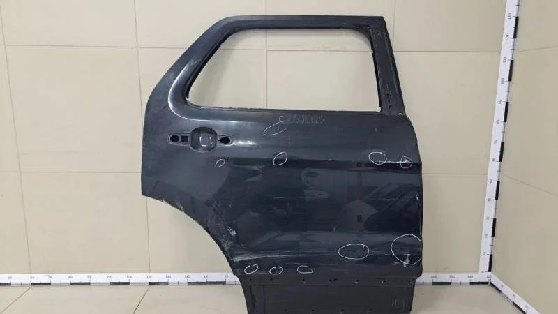 Дверь задняя правая Ford Explorer 2010>