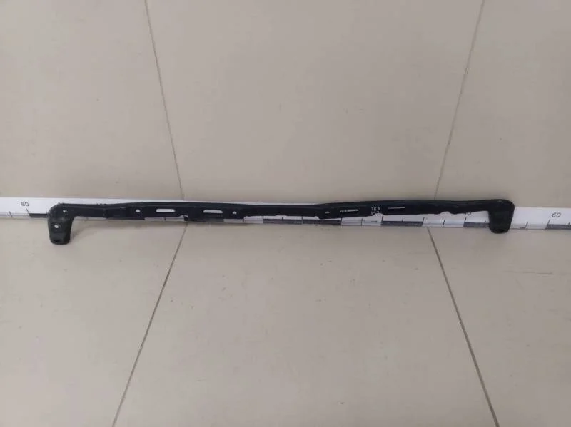 Кронштейн заднего бампера Volkswagen Golf 4 (1J) 1997-2005г