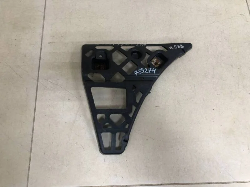 Направляющая переднего бампера левая Ford Transit 2006-2012