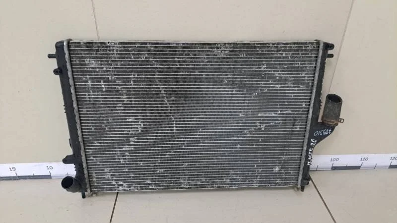 Радиатор охлаждения двигателя Renault Duster 2012>