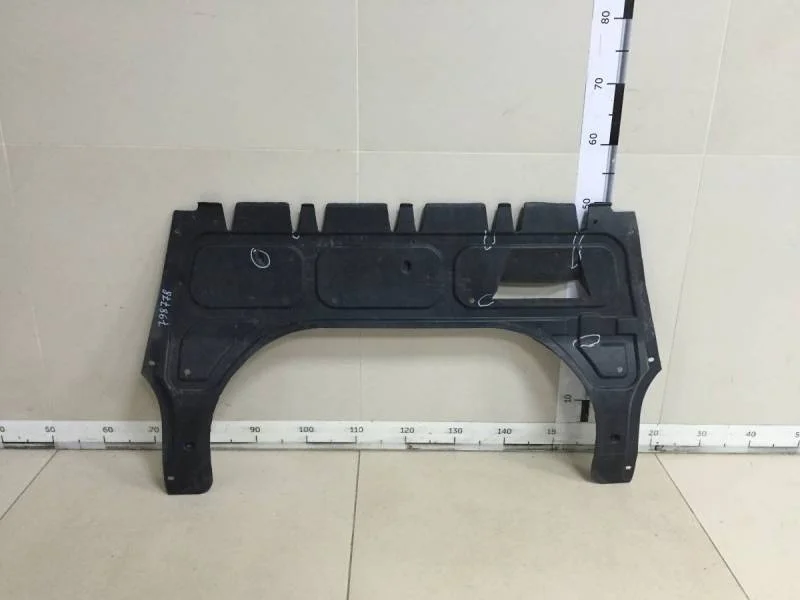 Пыльник двигателя центральный Skoda Fabia (NJ) 2014>