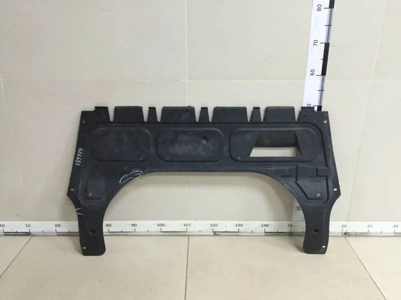 Пыльник двигателя центральный Skoda Fabia (NJ) 2014>