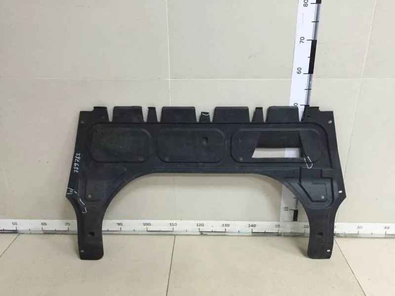 Пыльник двигателя центральный Skoda Fabia (NJ) 2014>