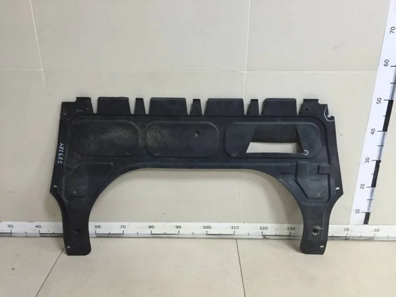 Пыльник двигателя центральный Skoda Fabia (NJ) 2014>